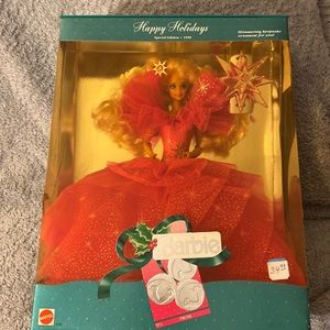 - NRFB 1990 Happy Holidays Barbie Doll 🎄
